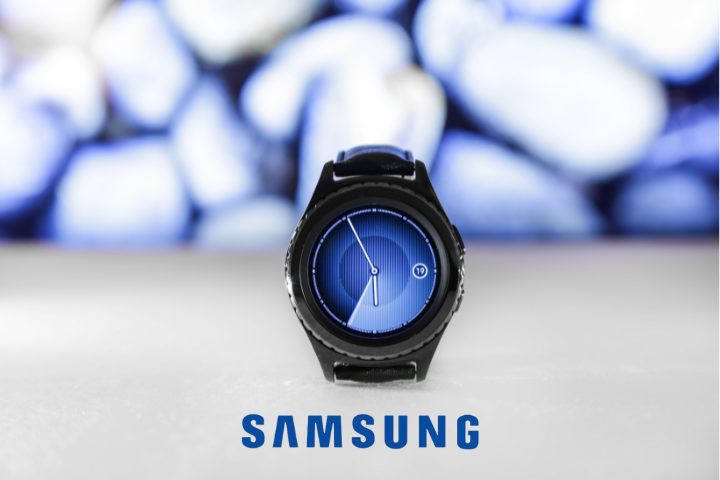 how to charge a samsung smart watch